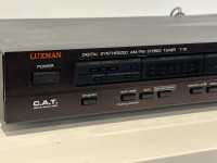 Luxman DIGITAL SYNTHESIZED AM/FM STEREO TUNER T-111
