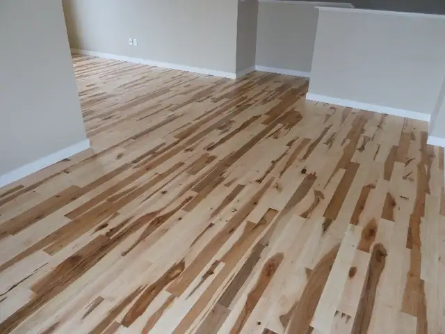 Expert flooring installer & tile setter.64628636614403122