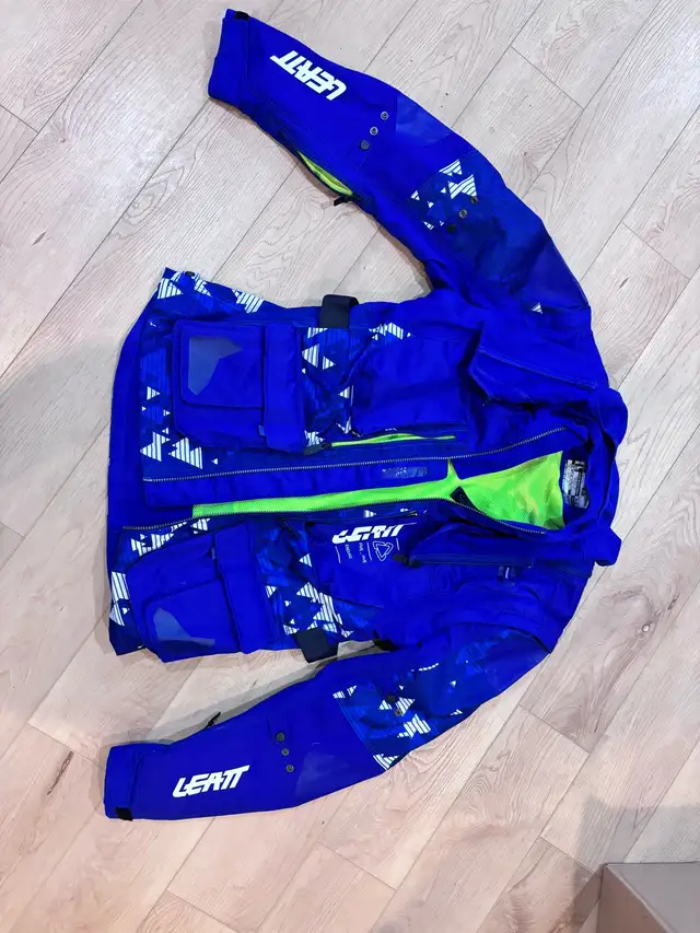 LEATT moto enduro jacket, jersey and pants set NWT - size LARGE in Road in Kawartha Lakes - Image 6