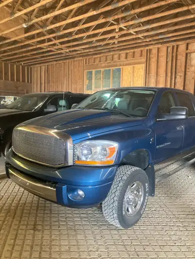 Low mileage mega cab 2500 diesel. Used for travelling south for winter. Didn’t pull a trailer. Absol...