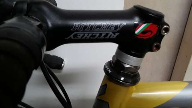 Specialized road bike carbon forks in Road in Ottawa - Image 4