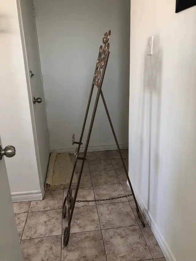 Decorative Easel452411682917591043