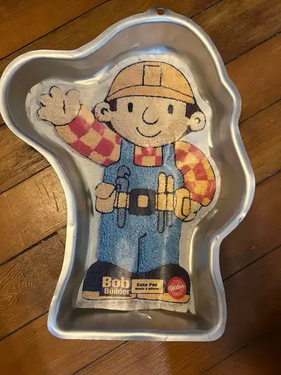 New never used 2002 Wilton bob the builder cake pan