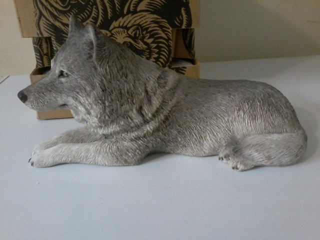 Sandicast Wolf Sculptures in Arts & Collectibles in Annapolis Valley - Image 4