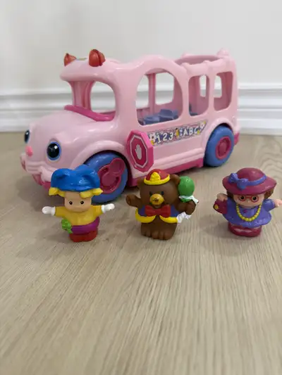 Fisher-Price Little People Lil' Movers School Bus, View more
