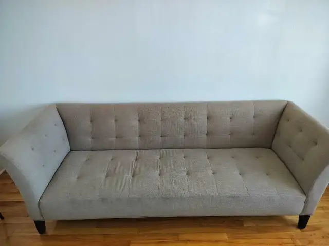 Grand sofa63735875480835123