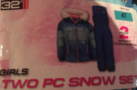 Brand new 32 Degrees girls 4T weatherproof snowsuit