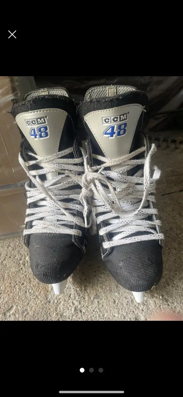 Youths CCM 48 Skates in Skates & Blades in Mississauga / Peel Region - Image 2