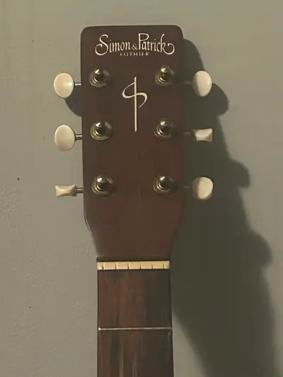 Simon and Patrick Luthier guitar Songsmith, View more