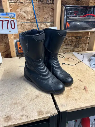 Women’s Leather Motorcycle Boots , View more