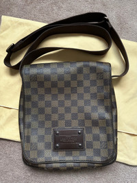 Authentic Louis Vuitton Damier Ebene Brooklyn PM Crossbody Bag