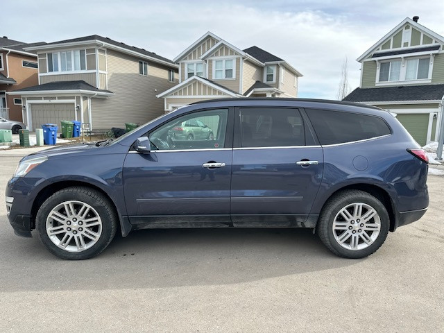 2014 CHEVROLET TRAVERSE 1LT 7 SEATER BACKUP CAMERA HEATED SEATS in Cars & Trucks in Calgary - Image 2