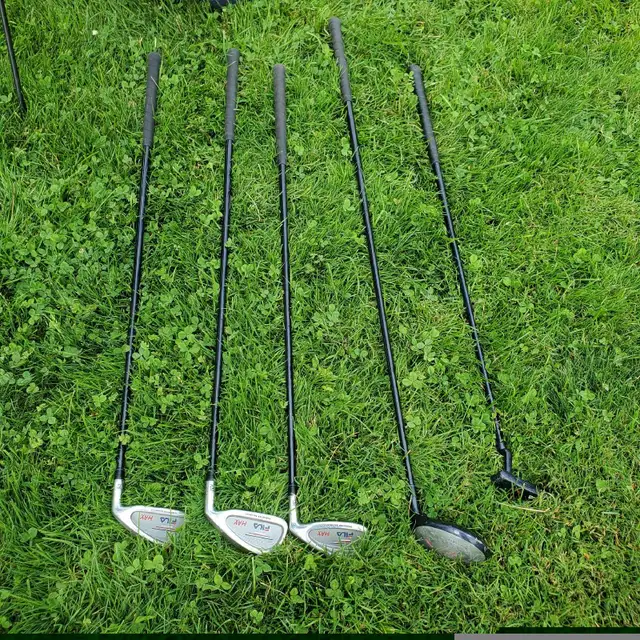 Youth Fila Graphite Shaft Golf Clubs in Golf in Barrie - Image 2