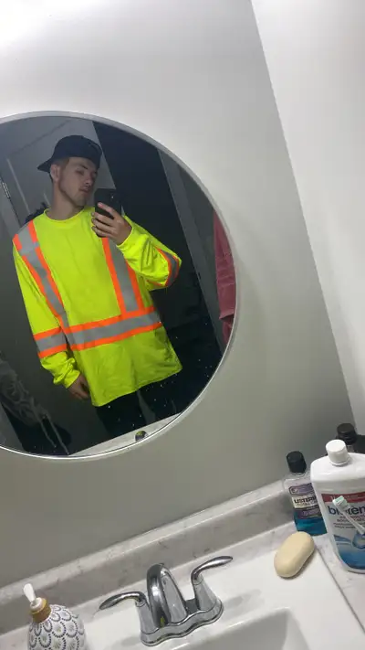 I’m 18 years old and need a place to live I am quiet clean and respectful I am a avid golfer and sno...
