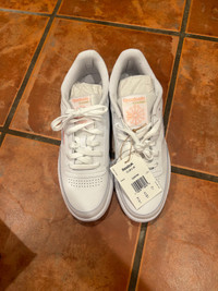 Reebok Club C 85 Women’s shoes SZ10-Brand New with tag and box