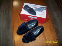 Diabetic slipper for ladies