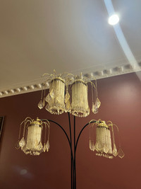 Standing chandelier lamp