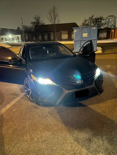155km on it Carfax available Clean and well-maintained 2019 Camry SE Hybrid. Super reliable, smooth...