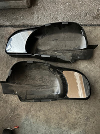 Tow mirrors