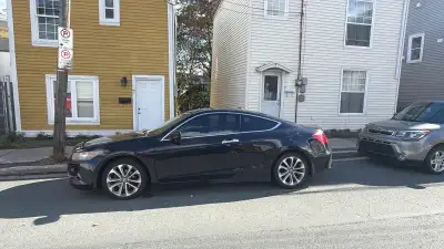 Runs and drives well everything working perfectly fine air conditioning works . Neat and clean outsi...