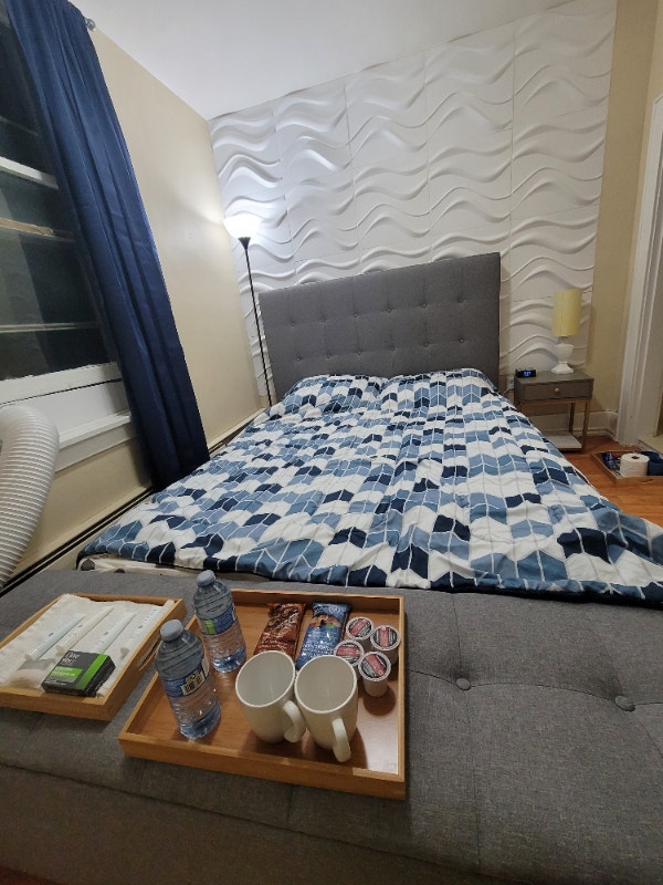 Downtown Estevan Centrally located Furnished Studio Long Term Rentals