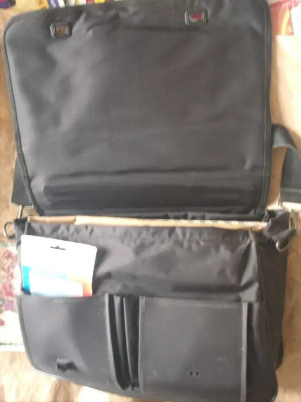 Used Table Lamp Shades & much more good items for sale      0173 in Indoor Lighting & Fans in City of Toronto - Image 7