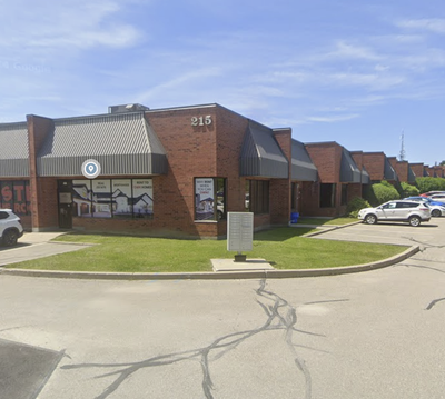 Commercial Office Space Partially Furnished - 1368 sq ft- 5 offices - 1 Bathroom - Reception Area Ea...