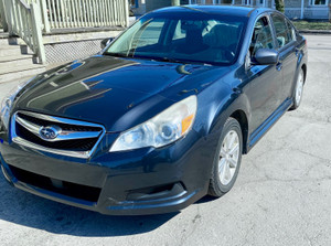 2011 Subaru Legacy Attache remorque 