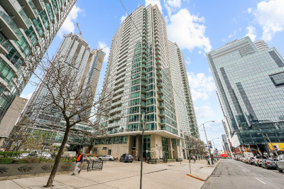 Condo for sale in Downtown Toronto