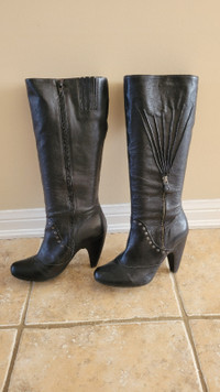 Women 's Size 10 leather boots