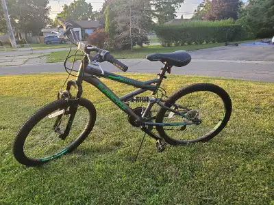 Supercycle Surge youth Bike, View more