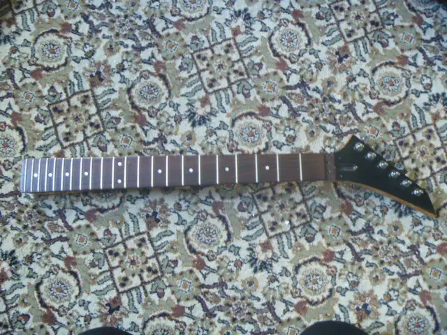 Manches Guitare Guitar necks Fender Kramer Ibanez in Guitars in Thetford Mines - Image 5