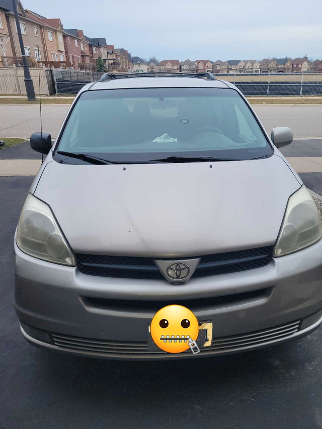 Toyota Sienna in Cars & Trucks in Mississauga / Peel Region - Image 3