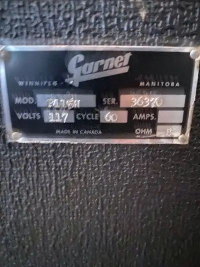 Two 15“ Garnet vintage speakers , View more