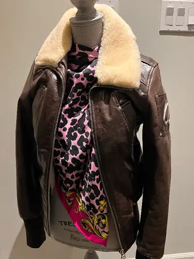 Moose Knuckles Shearling Women’s Winter Jacket Small, View more