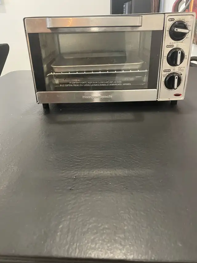 Hamilton Beach Toaster Oven in Toasters & Toaster Ovens in Mississauga / Peel Region - Image 2