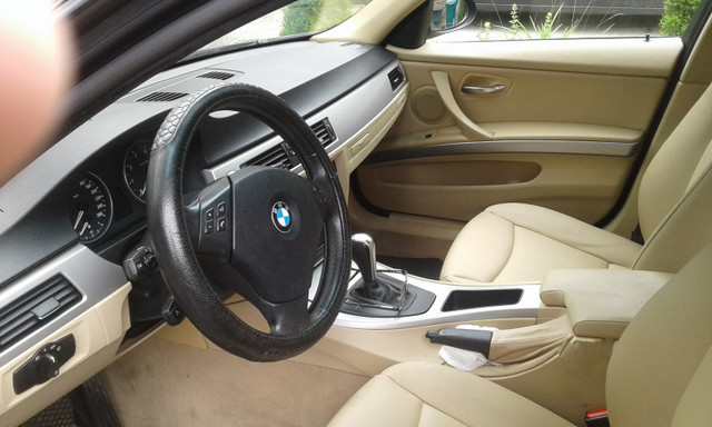 323i BMW 2006 in Cars & Trucks in Markham / York Region - Image 4