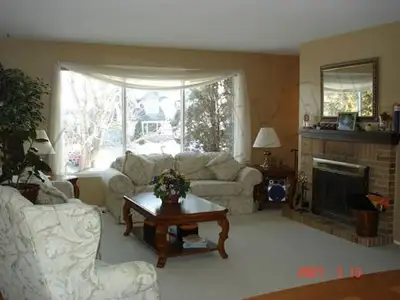 Very Close to U of M, 6 Bedroom House for Rent walking distance to University of Manitoba! Ideal for...