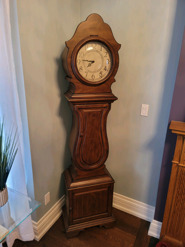 Grandfather Clock in Home Décor & Accents in City of Toronto