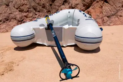 Reliable, universal and light, the TEMO·450 propulsion solution looks after both boaters and the env...