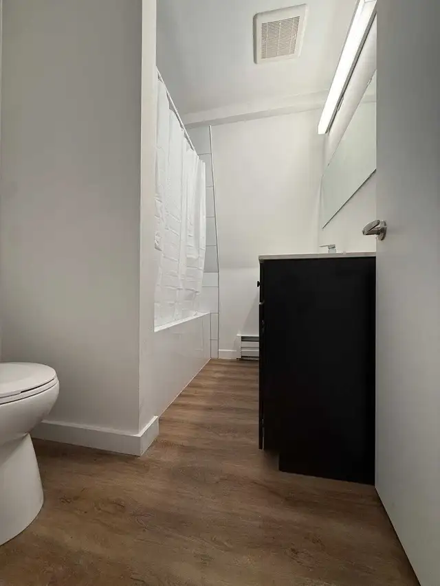3 bedroom 1.5 bathroom in Long Term Rentals in Prince Rupert - Image 7