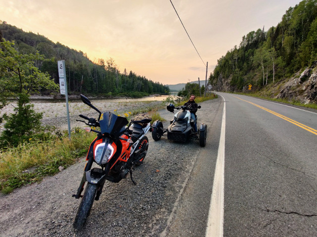 KTM Duke 390 (2017) motocyclette / motorcycle dans Routières sportives  à Ville de Montréal - Image 3