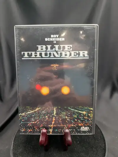 The cop test pilot for an experimental police helicopter learns the sinister implications of the new...