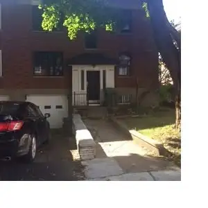 NDG - 3 chambres - 1sdb /3 bed + 1 bath  - 1 août/August 1