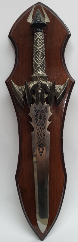 Dague a queue de Dragon dans Art et objets de collection  à Longueuil/Rive Sud