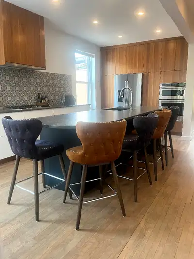 Plateau, chic appartement de 900 pi2 à louer, View more