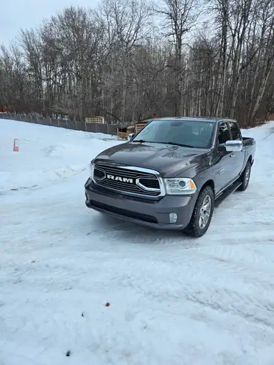Comparable dealer listing: https://tinyurl.com/2018ramEcodiesel VIN 1c6rr7pm7js237239 Laramie Longho...