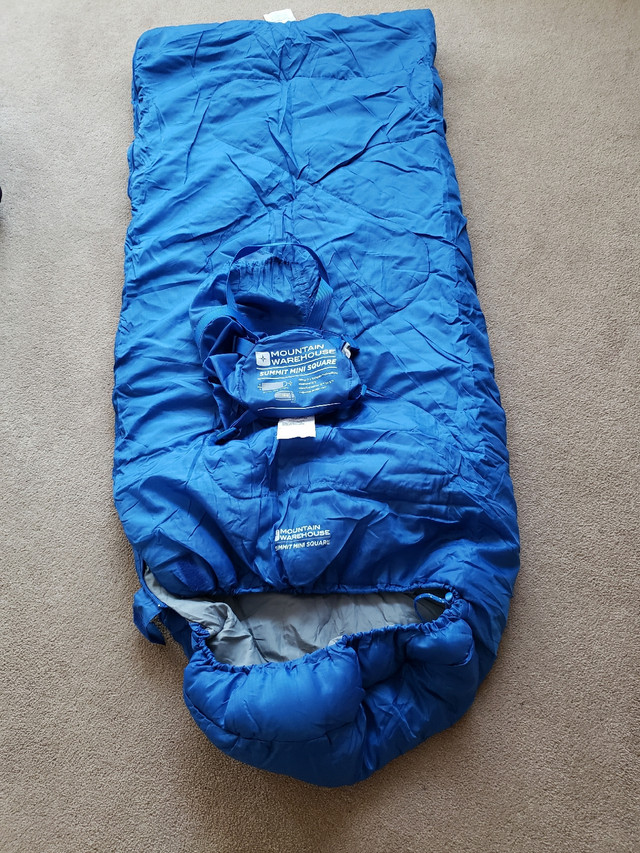 Kid's Sleeping bag good for 2/3 season | Fishing, Camping & Outdoors |  Calgary | Kijiji