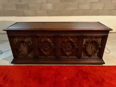 WESTINGHOUSE AM/FM STEREO CONSOLE, View more