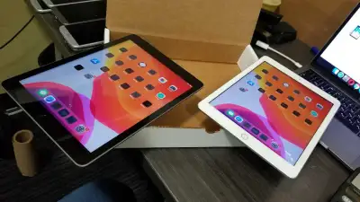 100% ORIGINAL iPAD 5/6 9.7";32GB;12MPIX;WIFI+SIM!!, View more